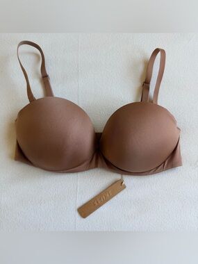 New Skims Ultimate Push-Up Strapless Bra in Sienna